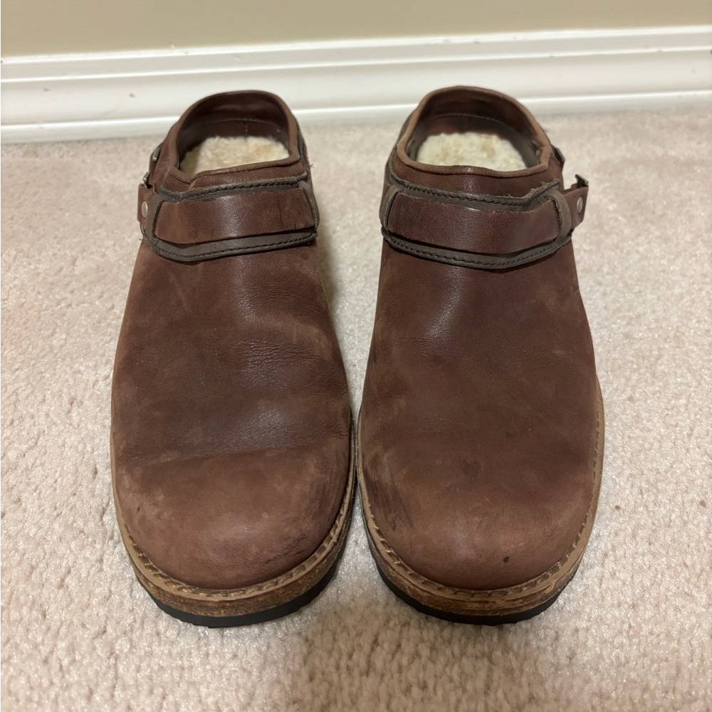 UGG Sullivan Clogs Leather Harness Mules Shearling Slip On Brown size 6.5 (37.5)